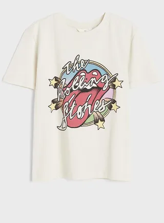 T-Shirt With A Motif