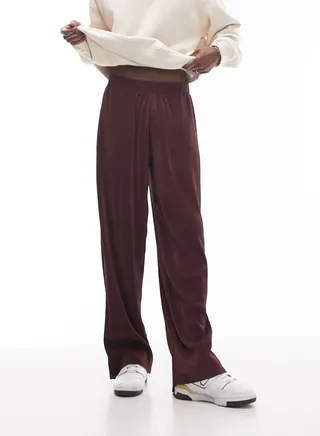 Essential Straight Fit Plisse Sweatpants