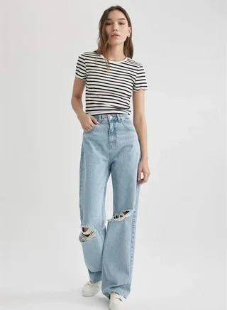Basic T-Shirt