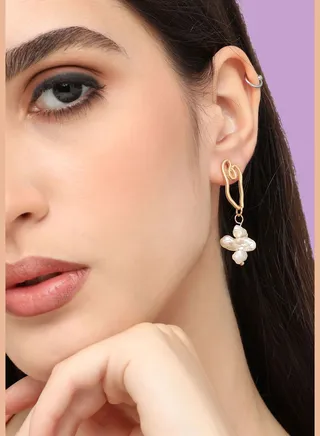 Gold Plated Pearls Casual Drop Earring For Women
