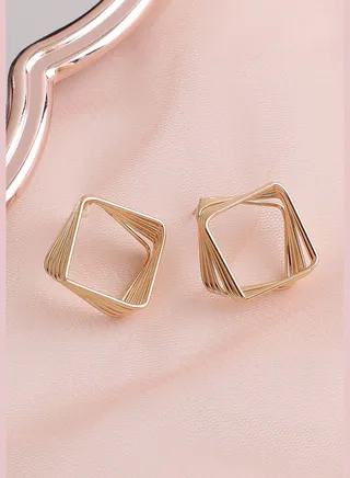 Gold Plated Party Designer Drop Earring For Women