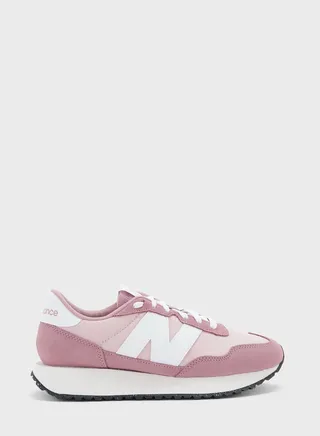 237 Sneakers