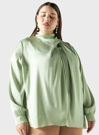 Twist Front Knitted Top