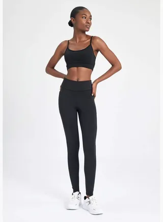 Woman Knitted Leggings