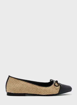 Raffia Toecap Flat Shoe Black
