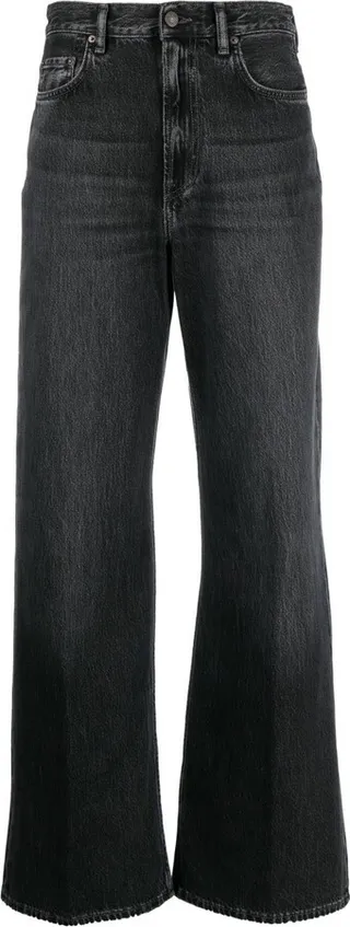 2022 Relaxed-Fit Jeans