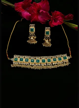 Kundan Pearl Gold Plated Necklace Set