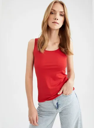 Woman Slim Fit Basic Crew Neck Tank Top