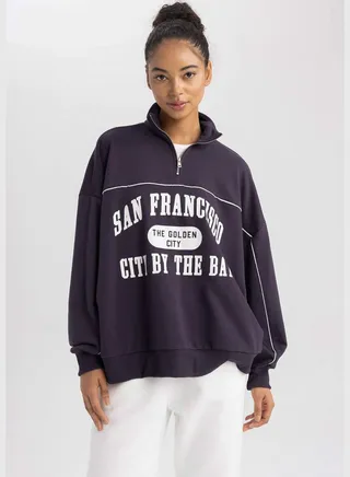 Woman Oversize Fit Zipper Long Sleeve Knitted Sweatshirt