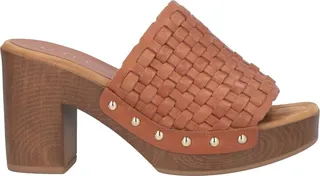 Mules & Clogs Tan
