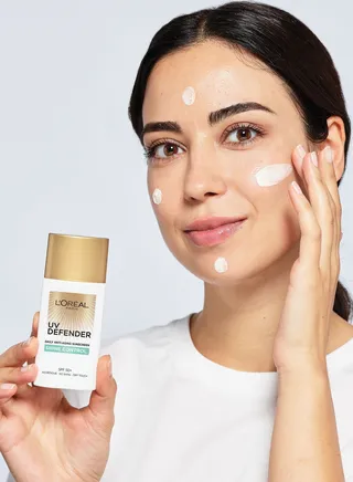 UV Defender Instant Bright Suncreen