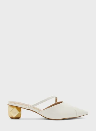 Pointed Toe Mid Heel Pumps