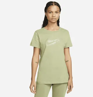 Women's Nike Sportswear Swoosh Graphic T-Shirt in Green