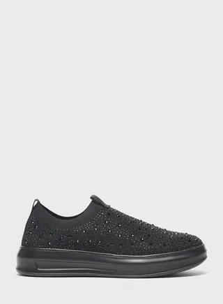 Casual Low Top Sneakers