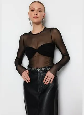 Black Crew Neck Tulle Blouse TPRAW24BZ00101