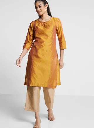 Button Detail Kurti