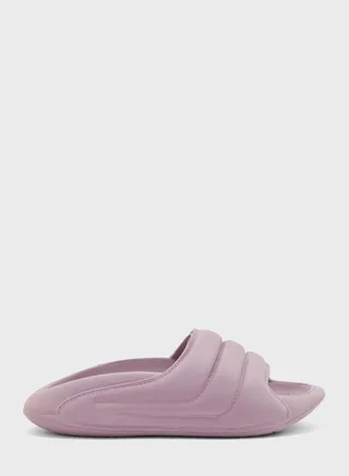 Casual Slides