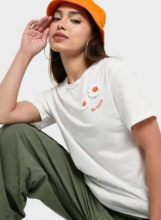 Applique Detail Graphic T-Shirt
