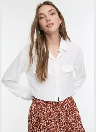 Ecru Pocket Detailed Crop Aerobin Woven Shirt TWOSS22GO0715