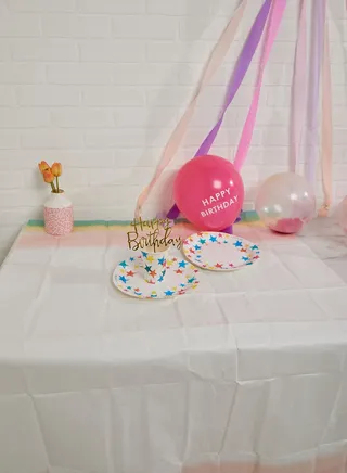 We Heart Pastels Paper Table Cover (180Cm X 120Cm)