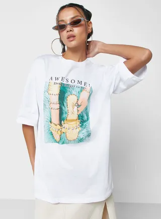 Embellished Graphic Detail T-Shirt