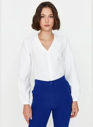 White Collar Embroidered Cotton Woven Shirt TWOAW21GO0005
