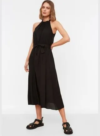 Black Belted Midi Weave Halter Neck Viscose Dress TWOSS19EL0155
