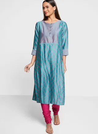 Button Detail Printed Kurti