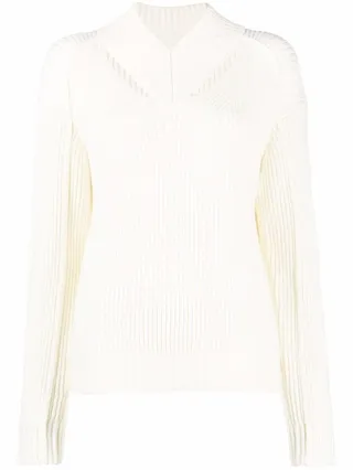 V-neck jumper