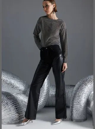 Black Leather Detailed High Waist Wide Leg Jeans TWOAW24JE00110.