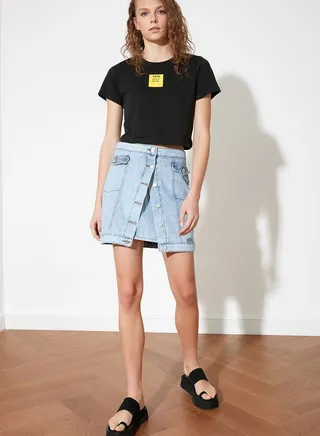 Front Buttoned Detail Mini Denim Skirt