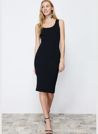 Black Midi Pool Neck Ribbed Flexible Knitted Midi Dress