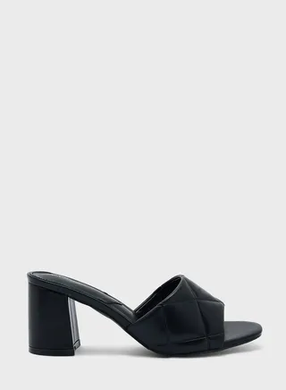 Quilted Strap Sandals