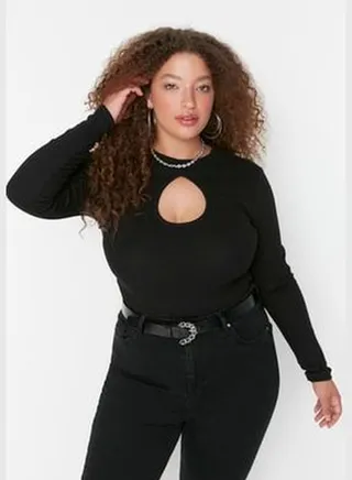 Black With Window/Cut Out Detail Crop Knitted Blouse TBBAW23AF00037