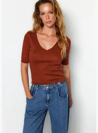 Tile Crop Glittery V-Neck Basic Knitwear Blouse TWOAW24BZ00006