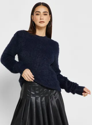 Round Neck Knitted Sweater
