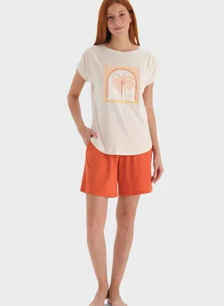 Printed T-shirt And Pyjama Set