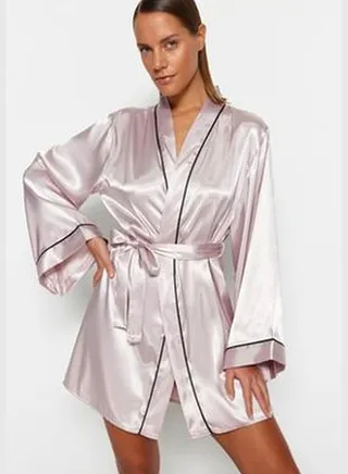 Powder Piping Detailed Wide Sleeves Weave Satin Dressing Gown THMSS23SB00017