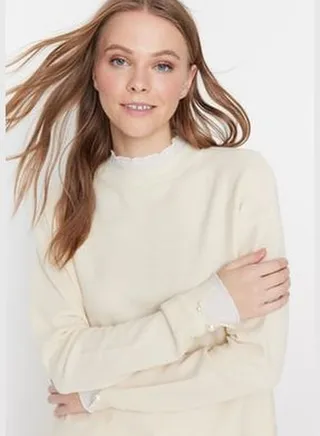 Stone Sleeves and Pearl Detailed Knitwear Sweater TCTAW23AK00027