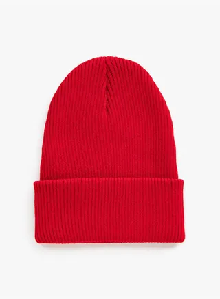 Ribbed Knitted Beanie