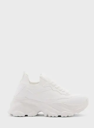 Obii Low Top Sneakers