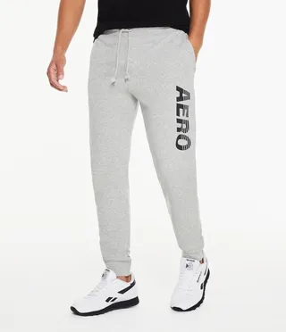 Aeropostale Men's Vertical Logo Jogger Sweatpants