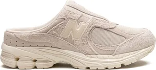 2002R Mule sneakers