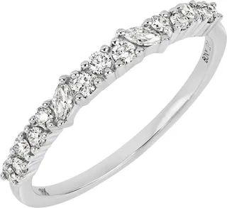 18K White Gold Diamond Ring - 0.28ct.