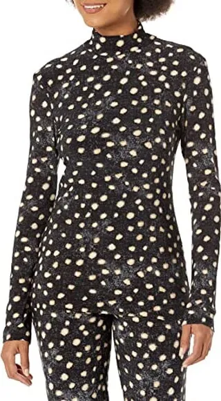 Norma Kamali womens SLIM FIT LONG SLEEVE TURTLE TOP