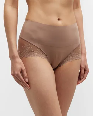 Undie-tectable Lace Hi-Hipster Panty