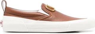 VLogo plaque slip-on sneakers