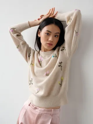 Cashmere Embroidered Floral Crewneck