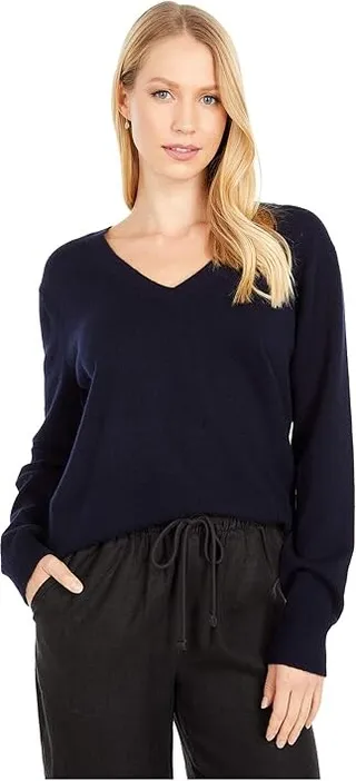 Vince Weekend V-Neck Cashmere Sweater (Coastal) Women's Clothing