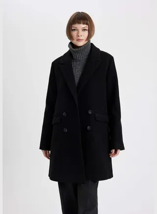 Woman Casual Cachet